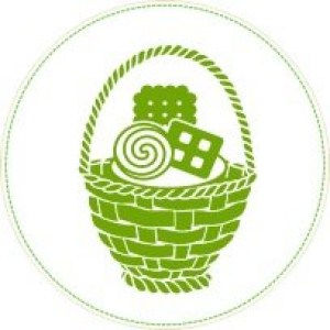 Оригинальная корзина с разными сладостями в Коммунаре